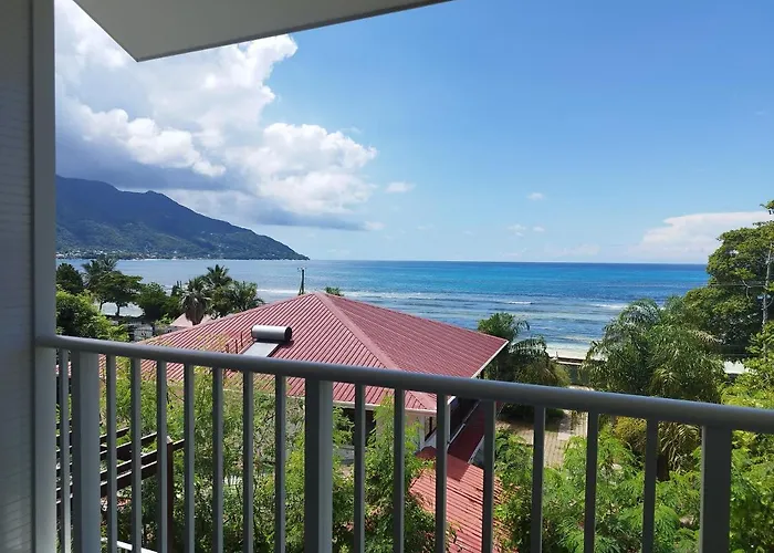 Apartment Crystal Shores Self Catering - Beau Vallon, Seychelles *