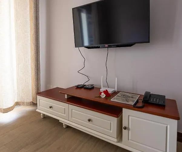 Apartment Crystal Shores Self Catering - Beau Vallon, Seychelles *