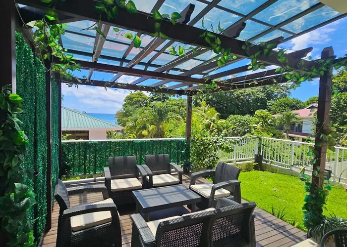 Apartment Crystal Shores Self Catering - Beau Vallon, Seychelles Beau Vallon (Mahe)