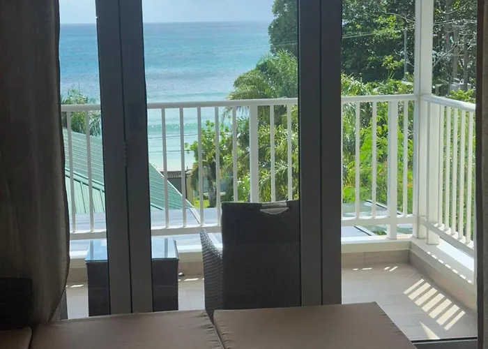 Apartment Crystal Shores Self Catering - Beau Vallon, Seychelles